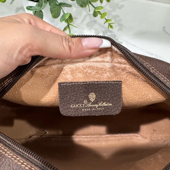 SOLD-Authentic Vintage Gucci Brown Monogram Wristlet Bag - Picture 13 of 16